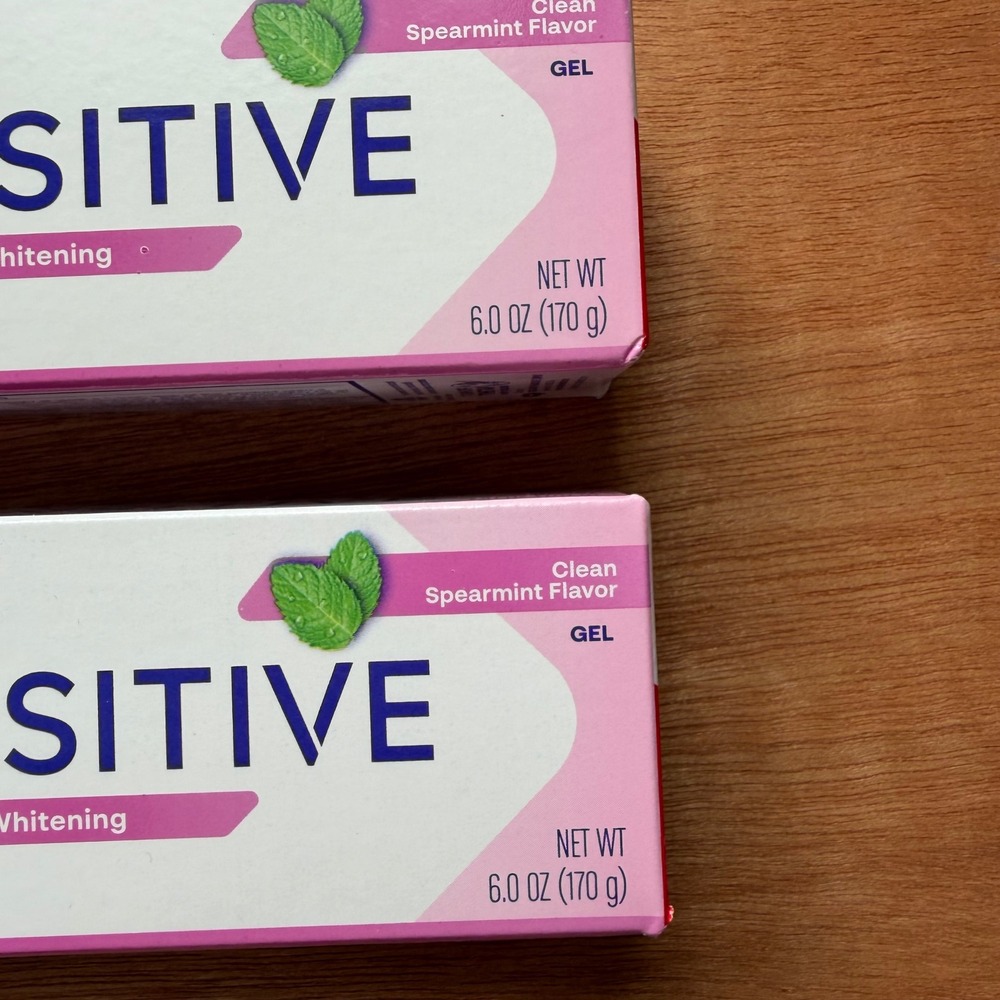Colgate Sensitive Whitening Toothpaste Clean Spearmint Gel product home dental - Picture 3 of 7